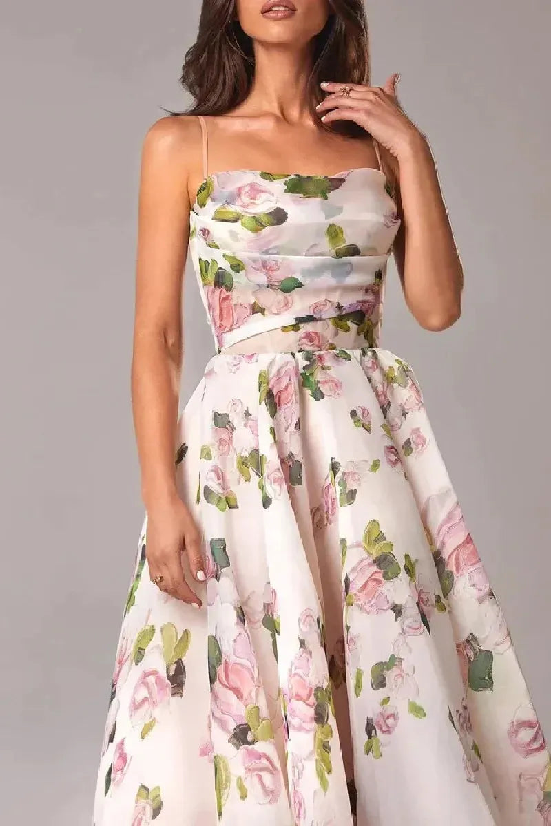 Emilia-Elegant Printed Strapless Dress