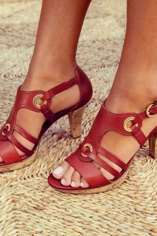 Isla™ Timeless Chic Sandals